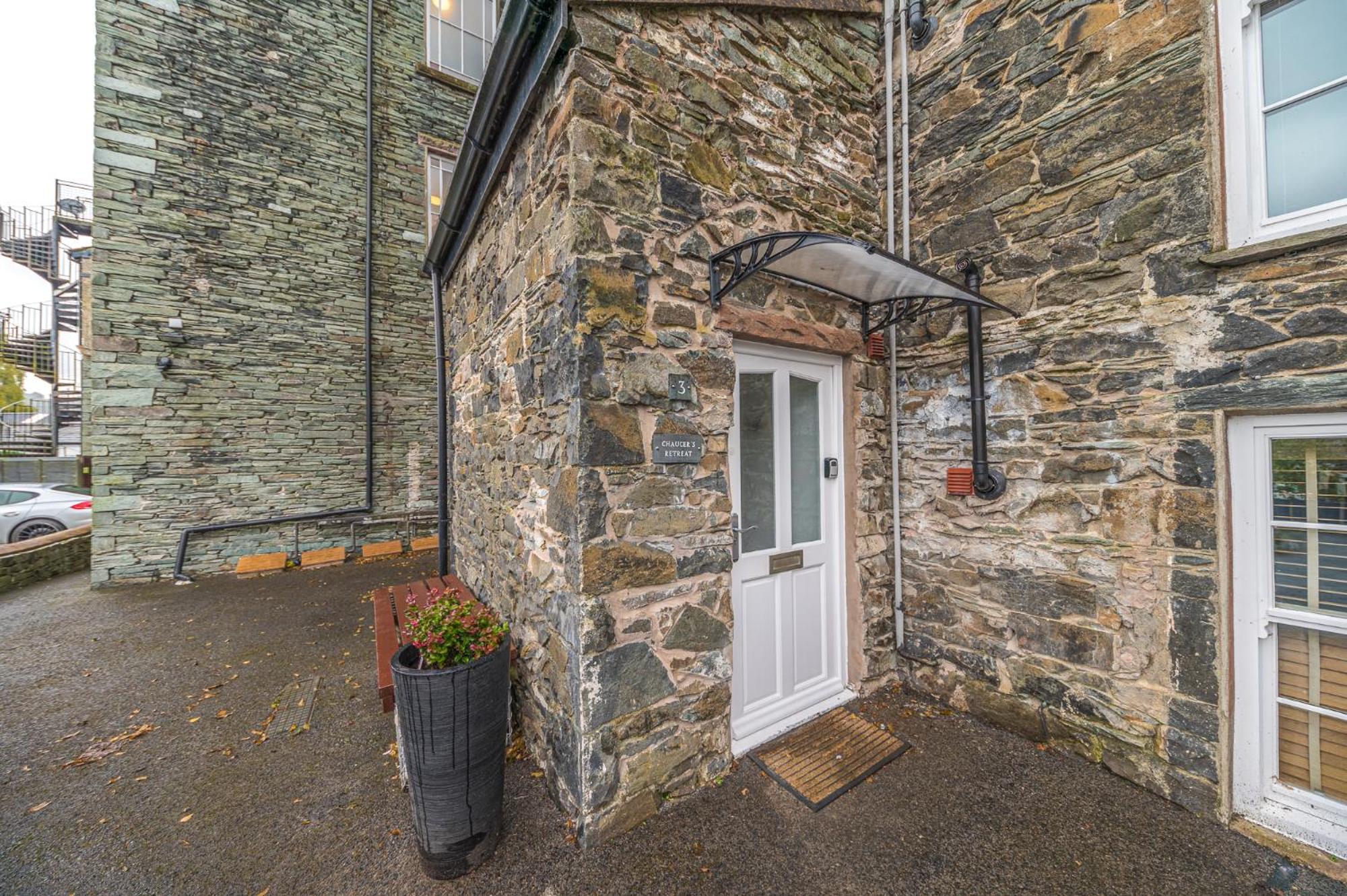 Chaucer'S Retreat, Chaucer House, Keswick Apartment Keswick  Exterior photo